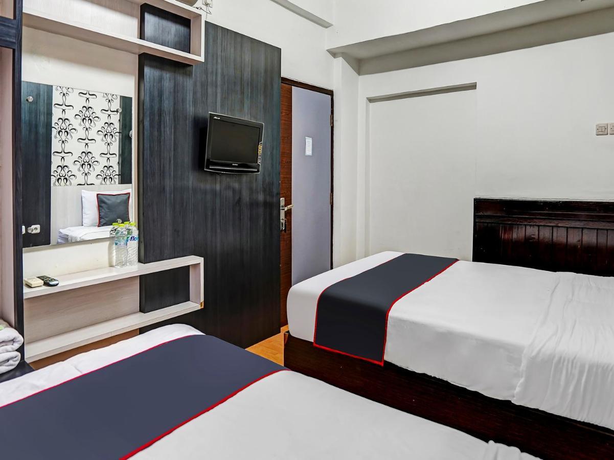 Capital O 91050 Grand Balqis Akasia Syariah Сурабая Экстерьер фото