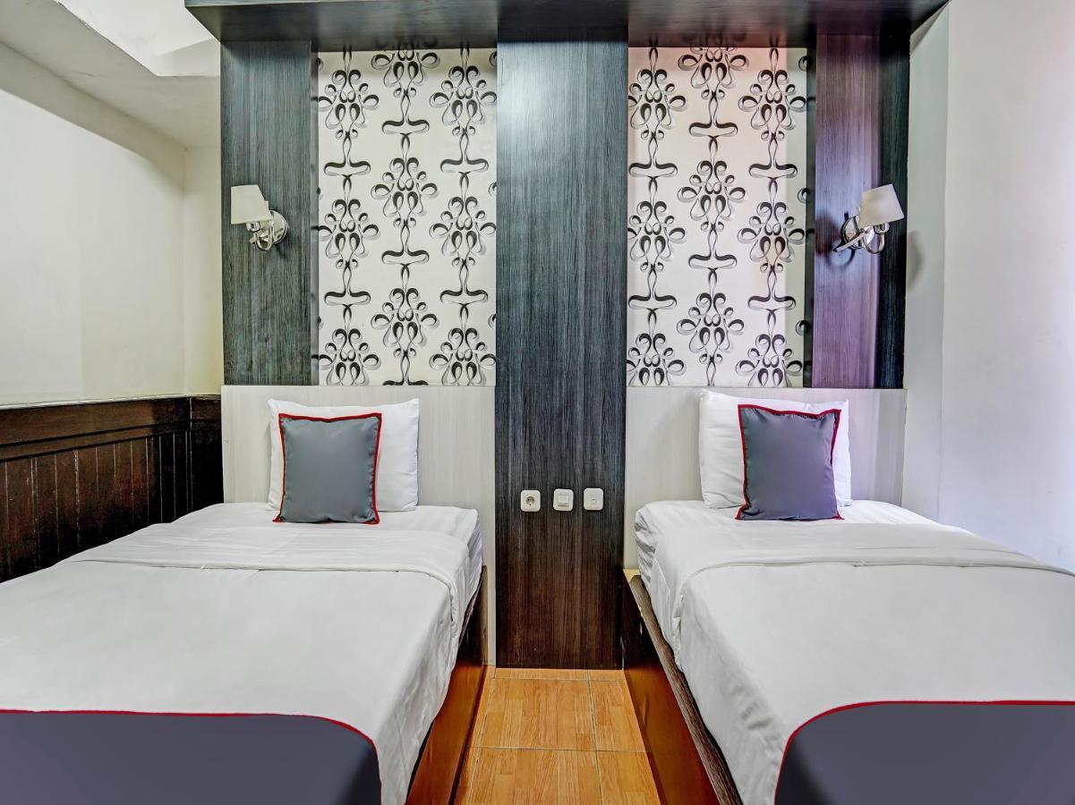 Capital O 91050 Grand Balqis Akasia Syariah Сурабая Экстерьер фото